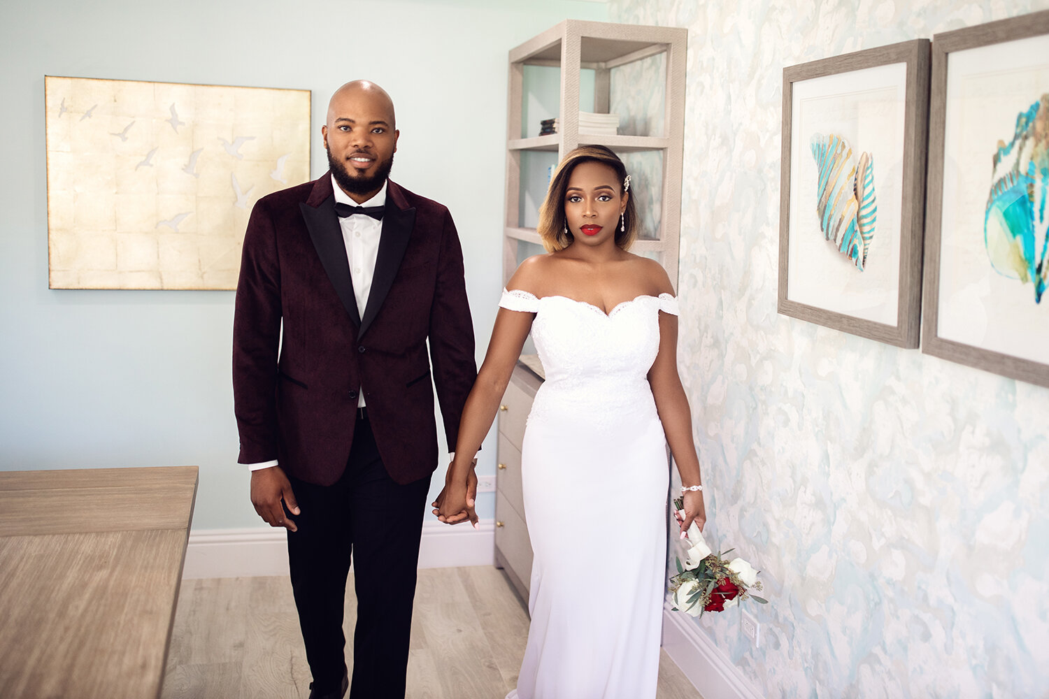 Destination Nassau Bahamas Elopement Wedding by Legacy Wedding Photography | The Best Bahamas Photographer
